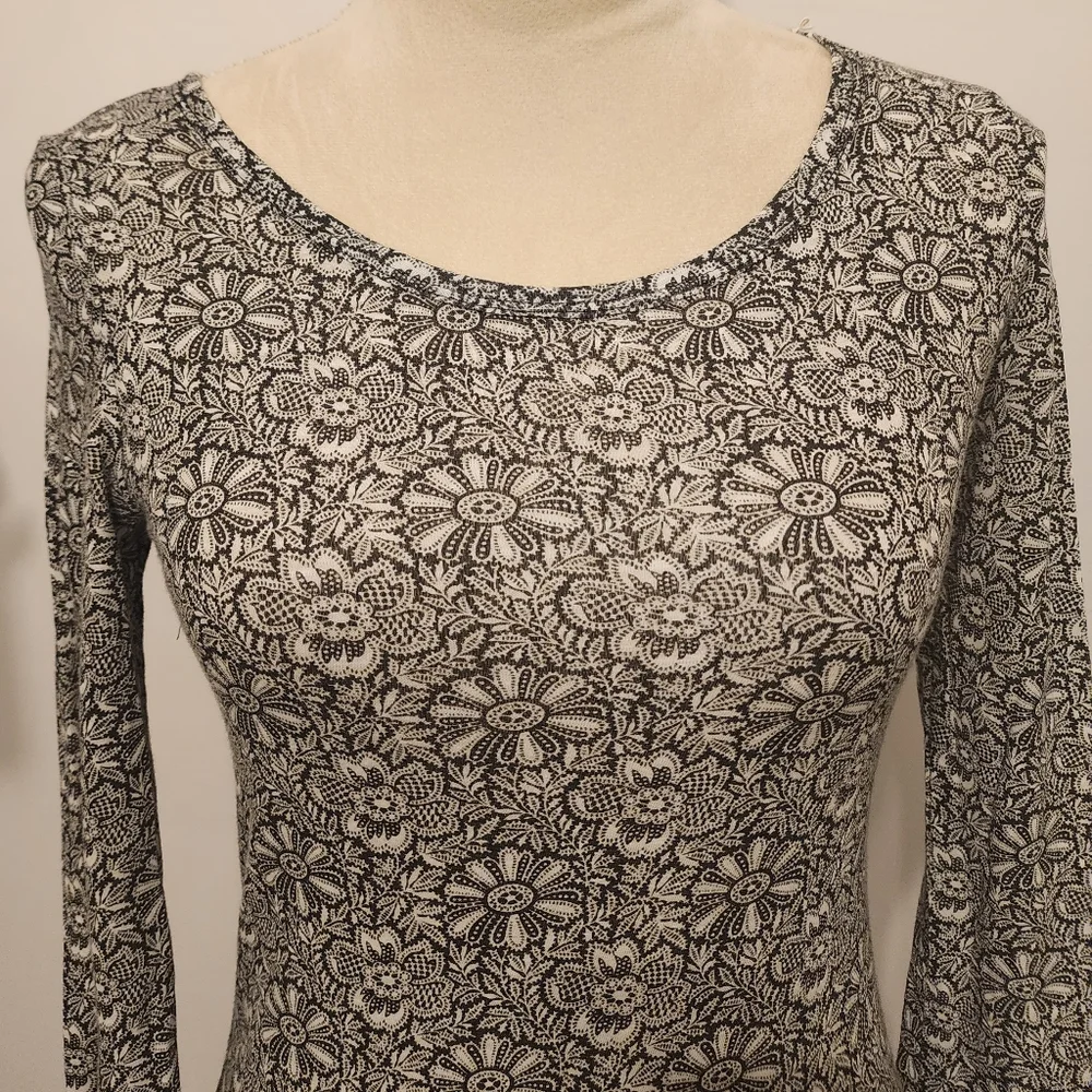 Aeropostale Long sleeve tee - Picture 2 of 6